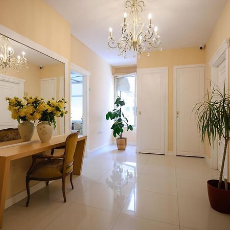 Noela'S Place Τίρανα Εξωτερικό φωτογραφία